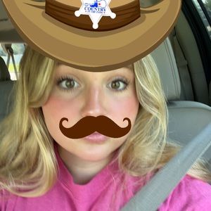 Meet your Posher, Evamarie